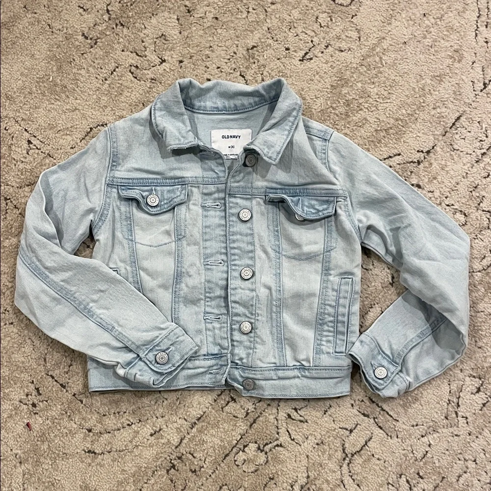 Old Navy Light Wash Denim Jacket in Pale Blue